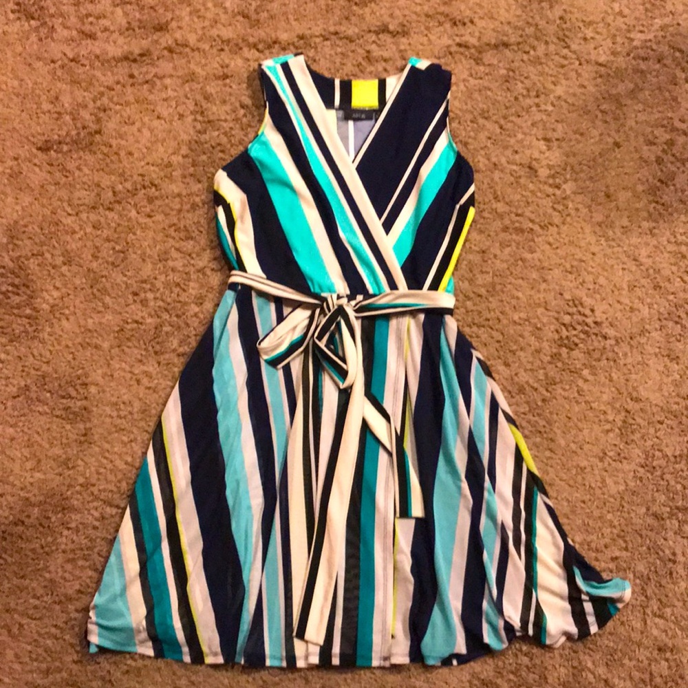 Women’s summer faux wrap sleeveless dress size XL